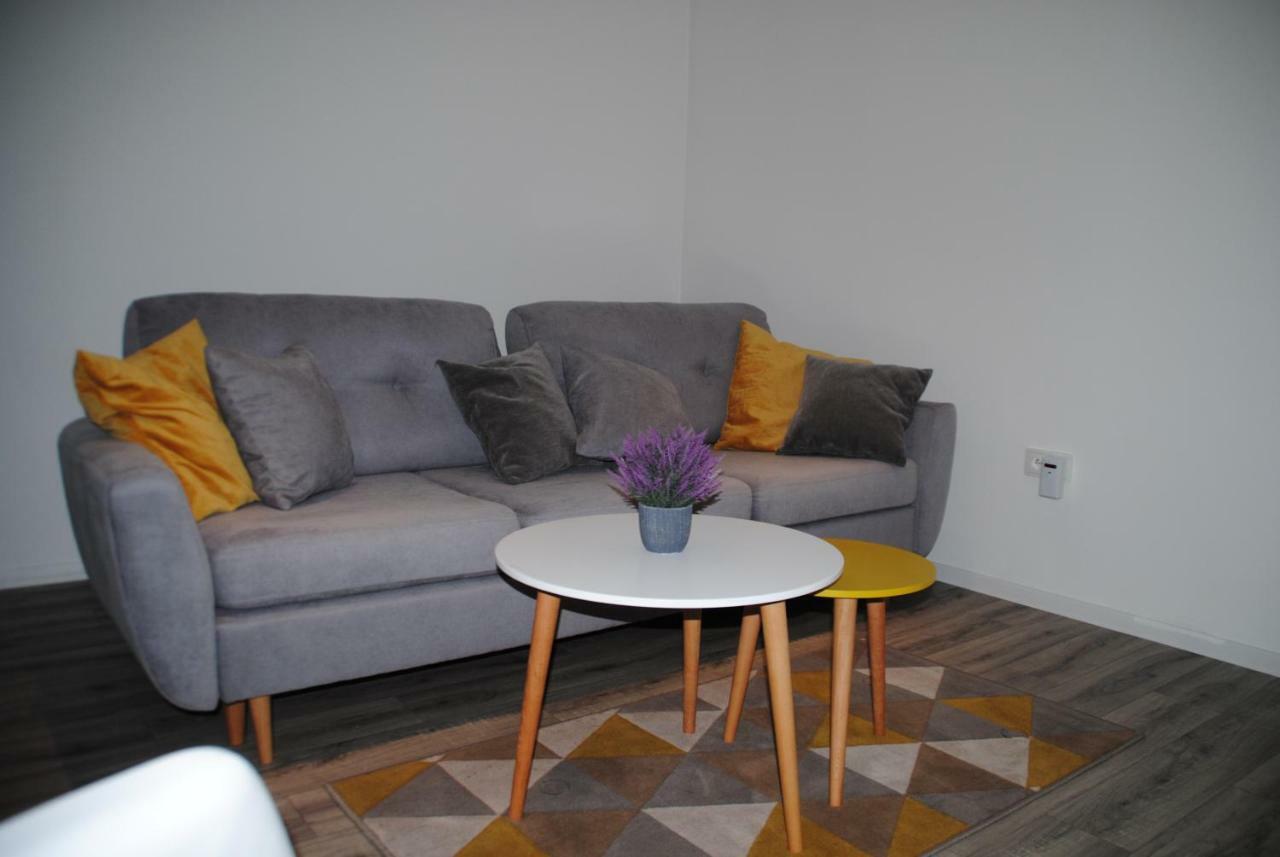 Apartman U Lesa Apartment Ratiskovice Екстериор снимка